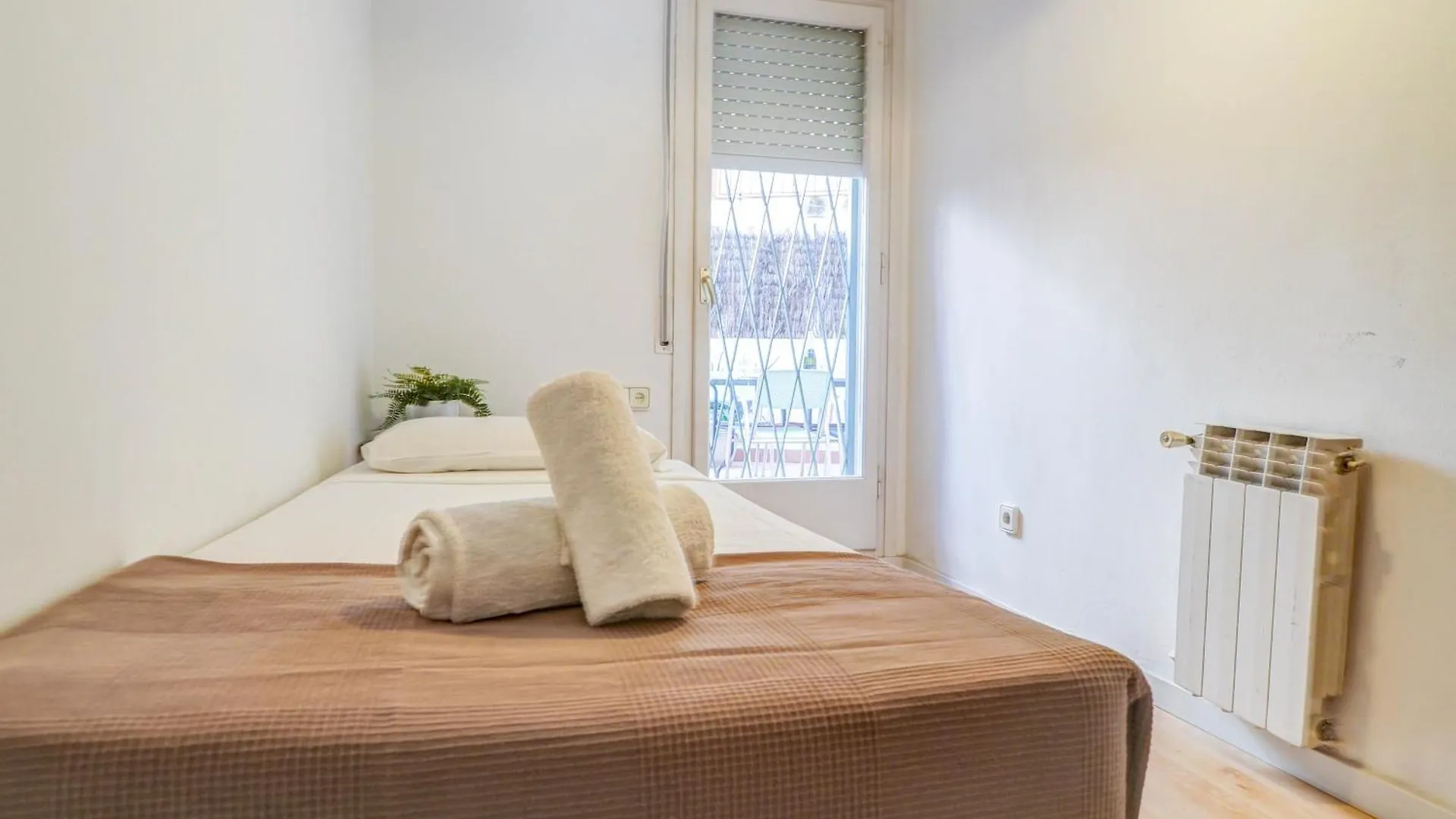 Araia Apartment By Hello Homes Sitges 0*,