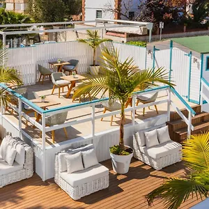 Antonio's House Hotell