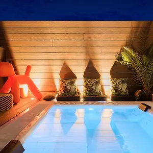 2* Konukevi Elite - Gay Men Only (adults Only)