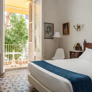 Medium Renaixenca Hotell