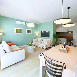 Abbott - 1 Min From The - 100m2 - Sleeps 8 Sitges